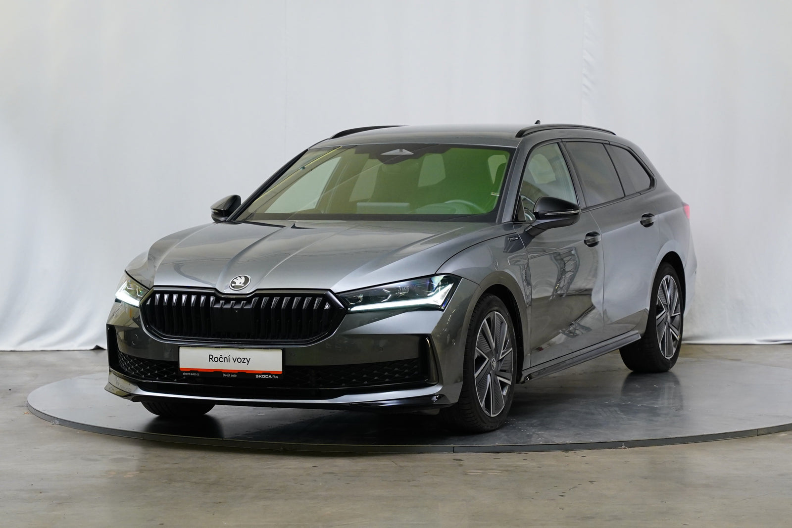 Škoda Superb 2.0 TDI 142 kW DSG Sportline – foto 1