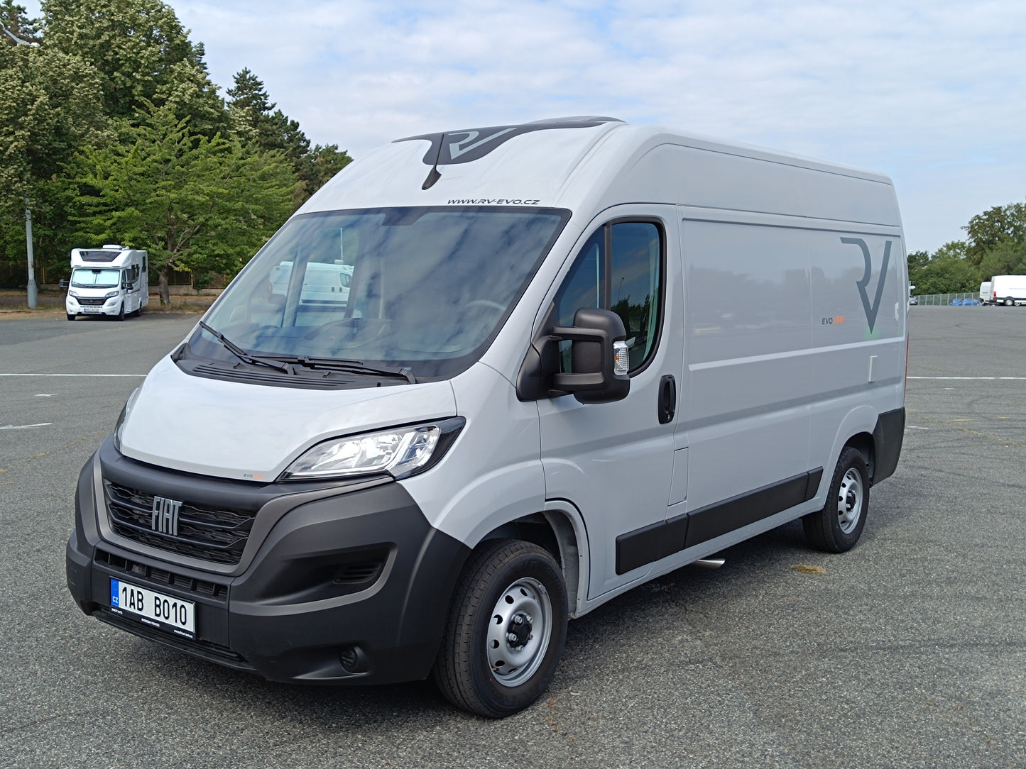 Fiat Ducato Light 2,2 MTJ L2H2 Obytný automobil