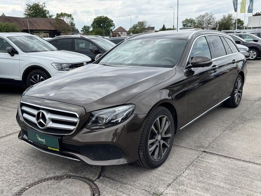 Mercedes-Benz Třídy E 2.0 CDi 143 kW