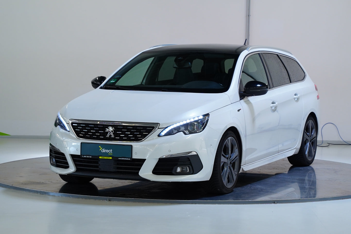 Peugeot 308 2.0 Blue-HDi 132 kW GT
