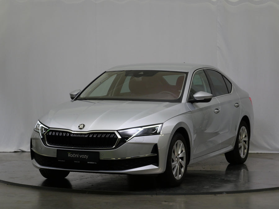 Škoda Octavia 1.5 TSI 110 kW Top Selection – foto 1