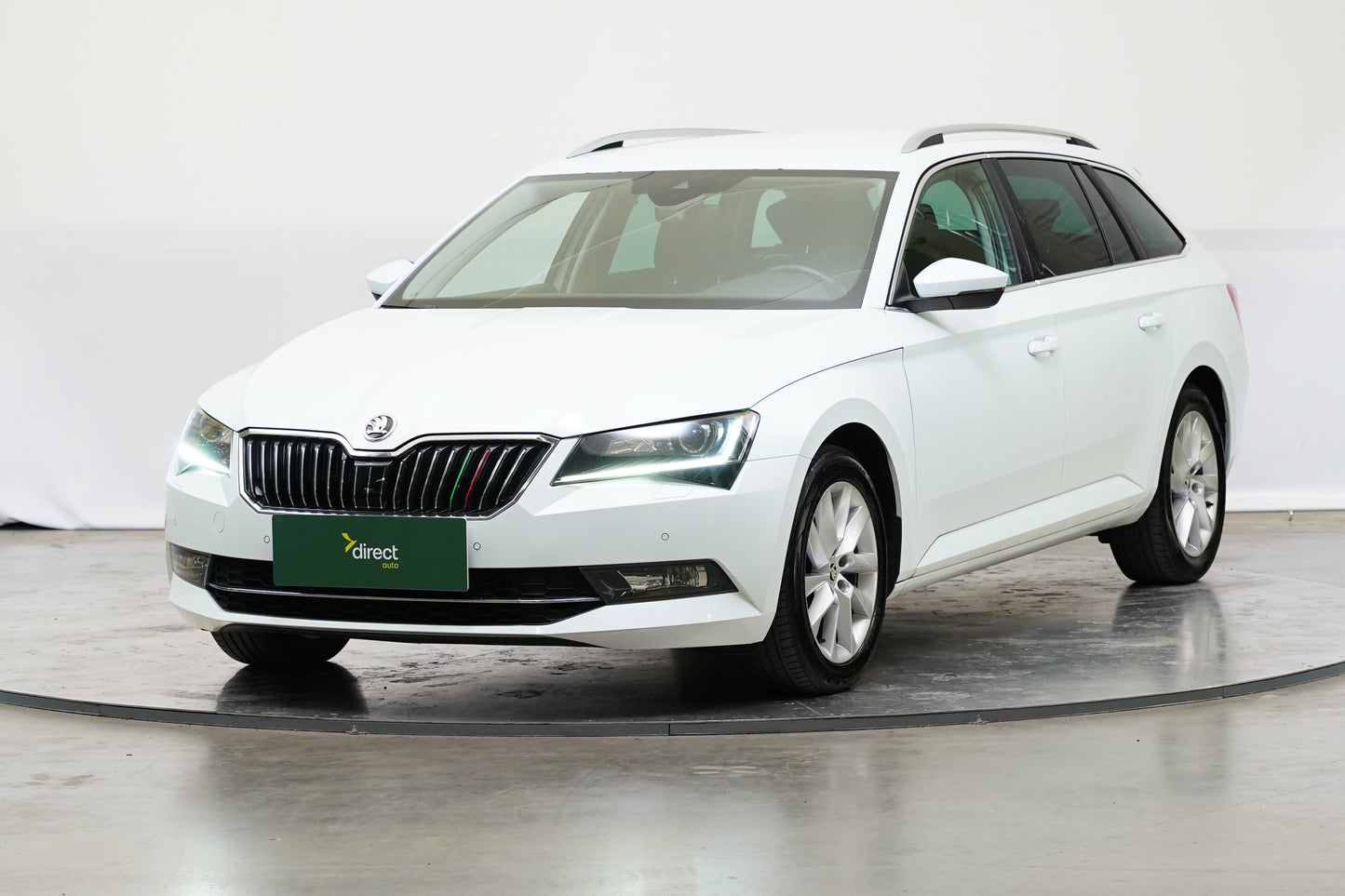 Škoda Superb 2.0 TDI 140 kW Style