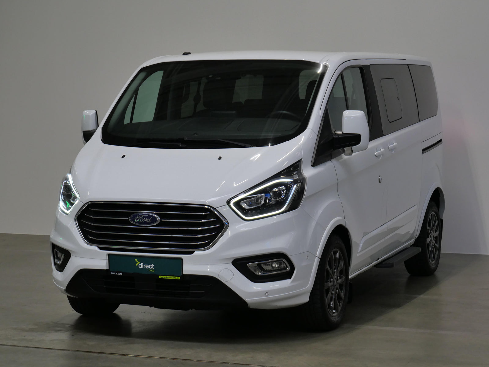 Ford Tourneo Custom 2.0 TDCI 136 kW Titanium X – foto 1