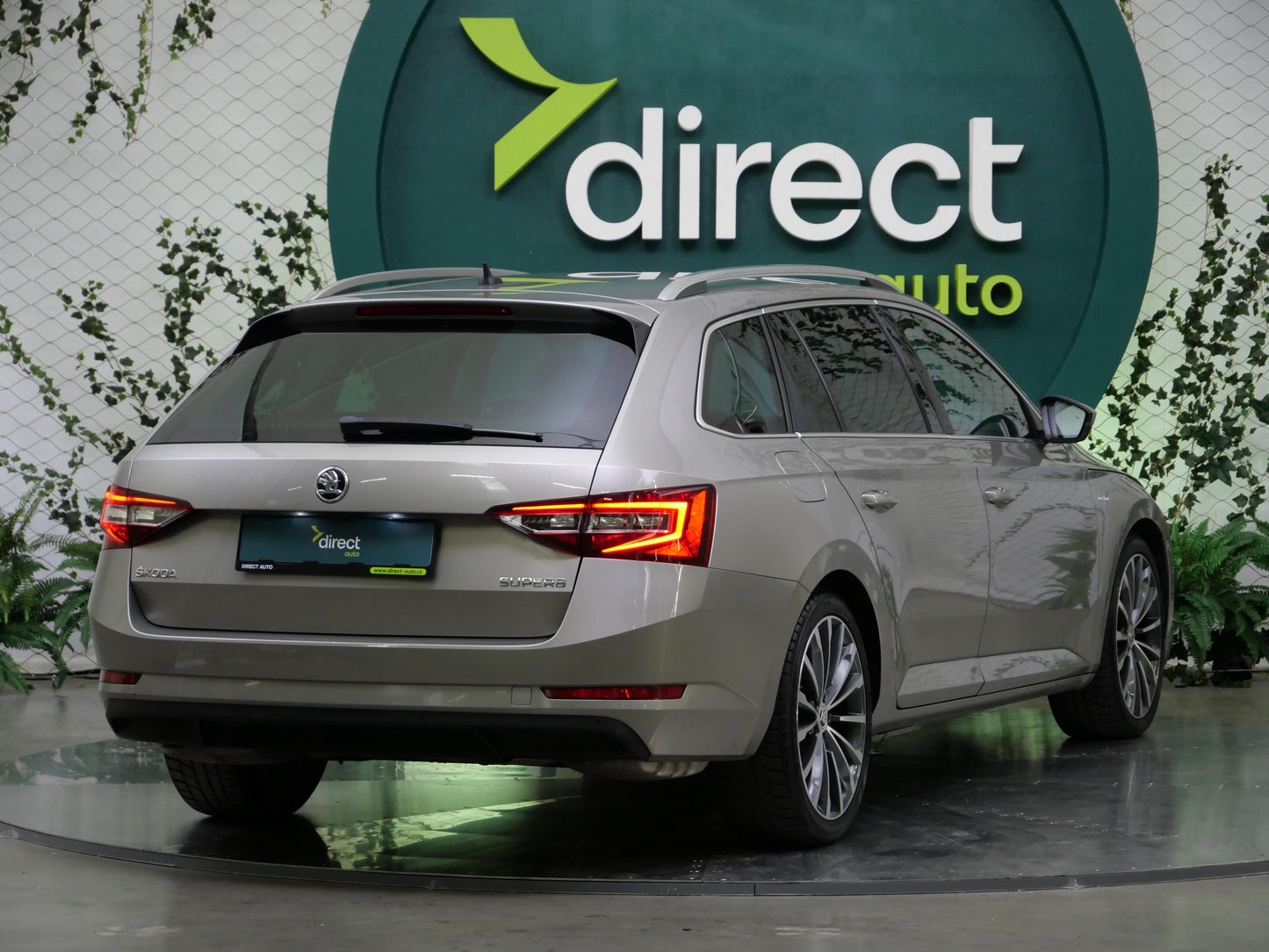 Škoda Superb 2.0 TSI 162 kW L&K