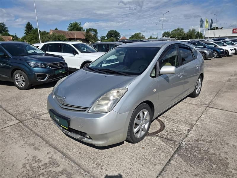 Toyota Prius 1.5i HYBRID AUTOMAT