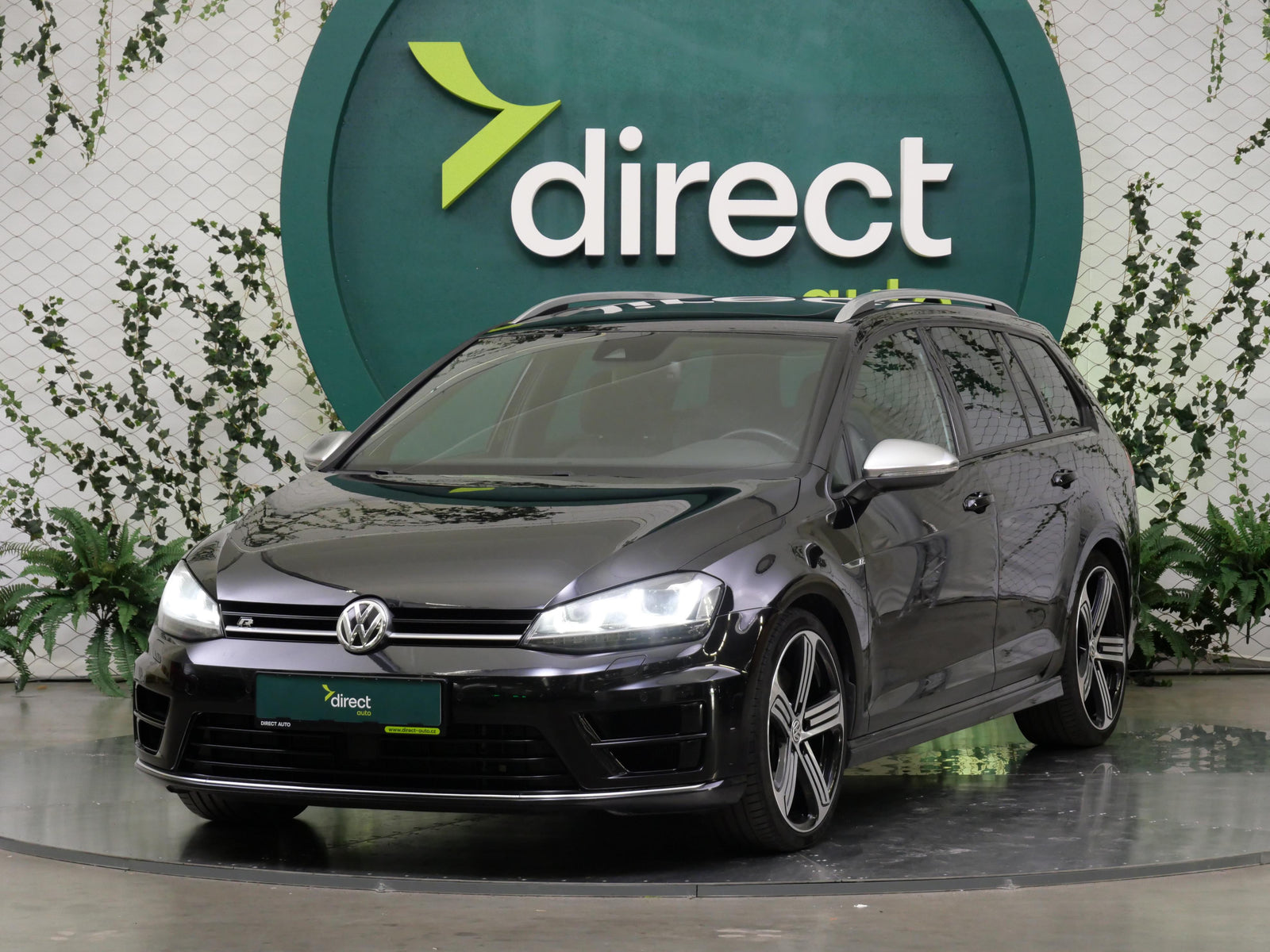 Volkswagen Golf 2.0 TSI 221 kW 4Motion "R" – foto 1