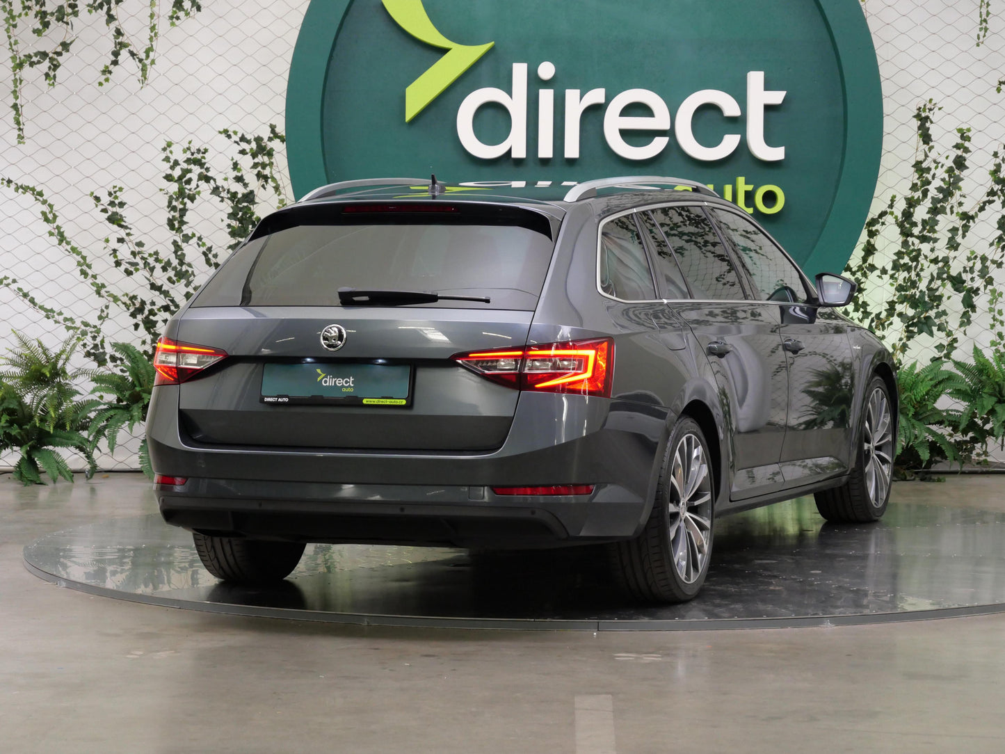 Škoda Superb 2.0 TDI 110 kW DSG L&K
