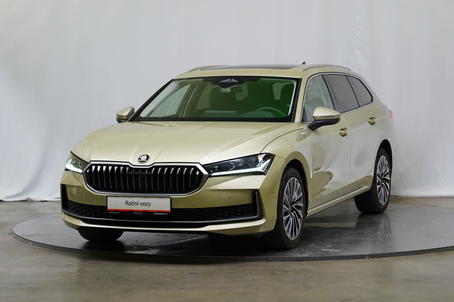 Škoda Superb 2.0 TDI 110 DSG L&K
