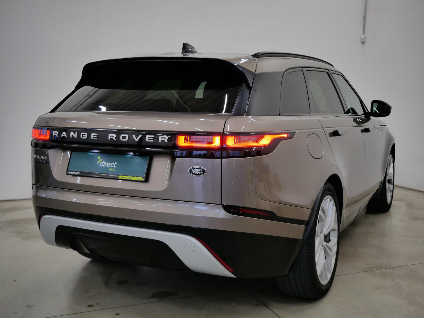 Land Rover Range Rover Velar D300 221 kW AWD SE