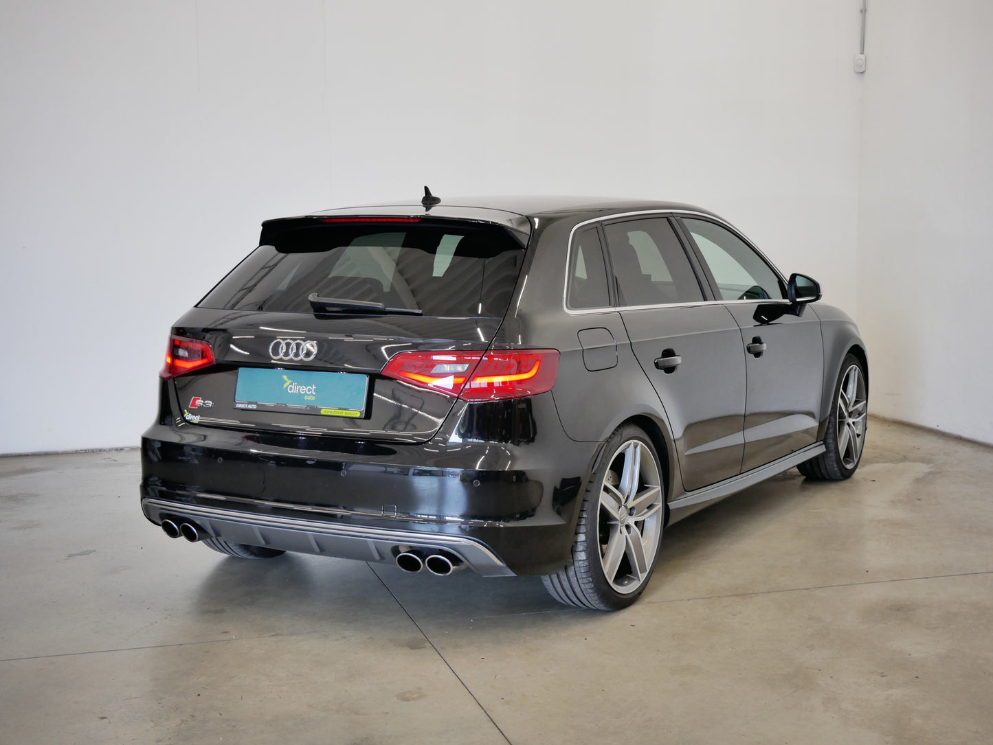 Audi S3 2.0TFSi 221kW Quattro