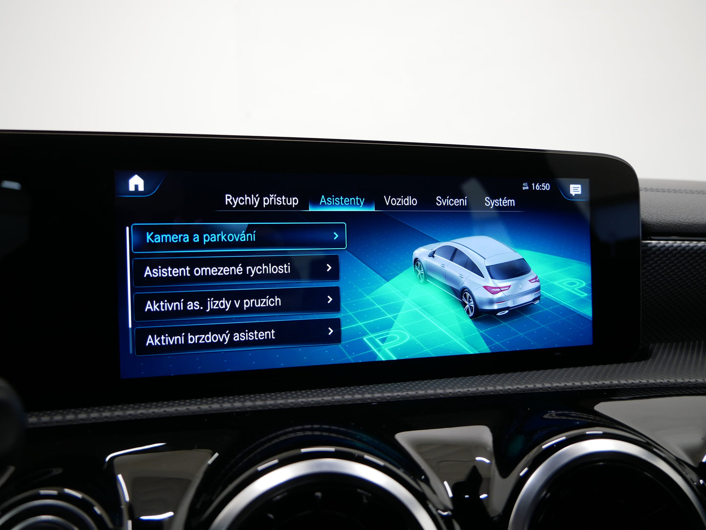 Mercedes-Benz CLA 1.3i 120 kW Progresive