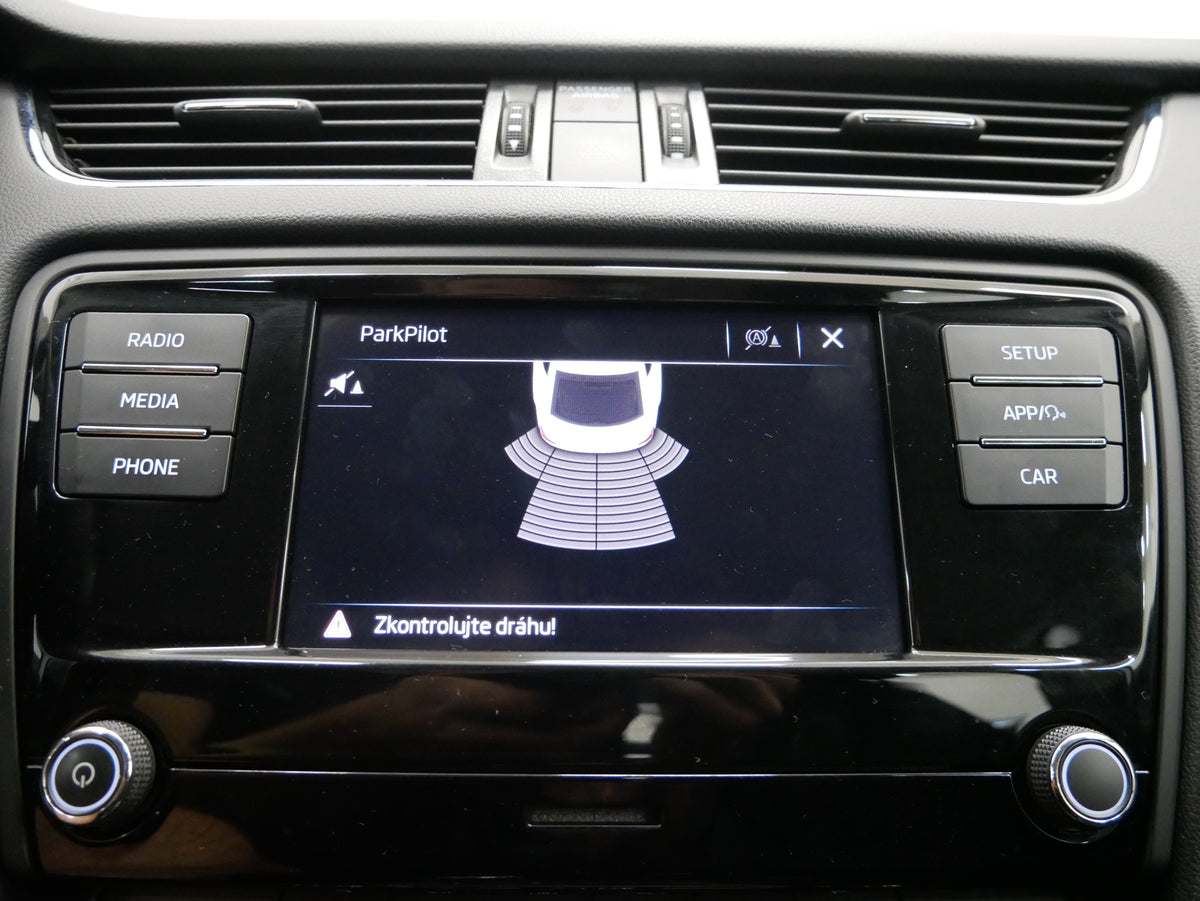 Škoda Octavia 1.6 TDI 85 kW Ambition Plus – foto 20