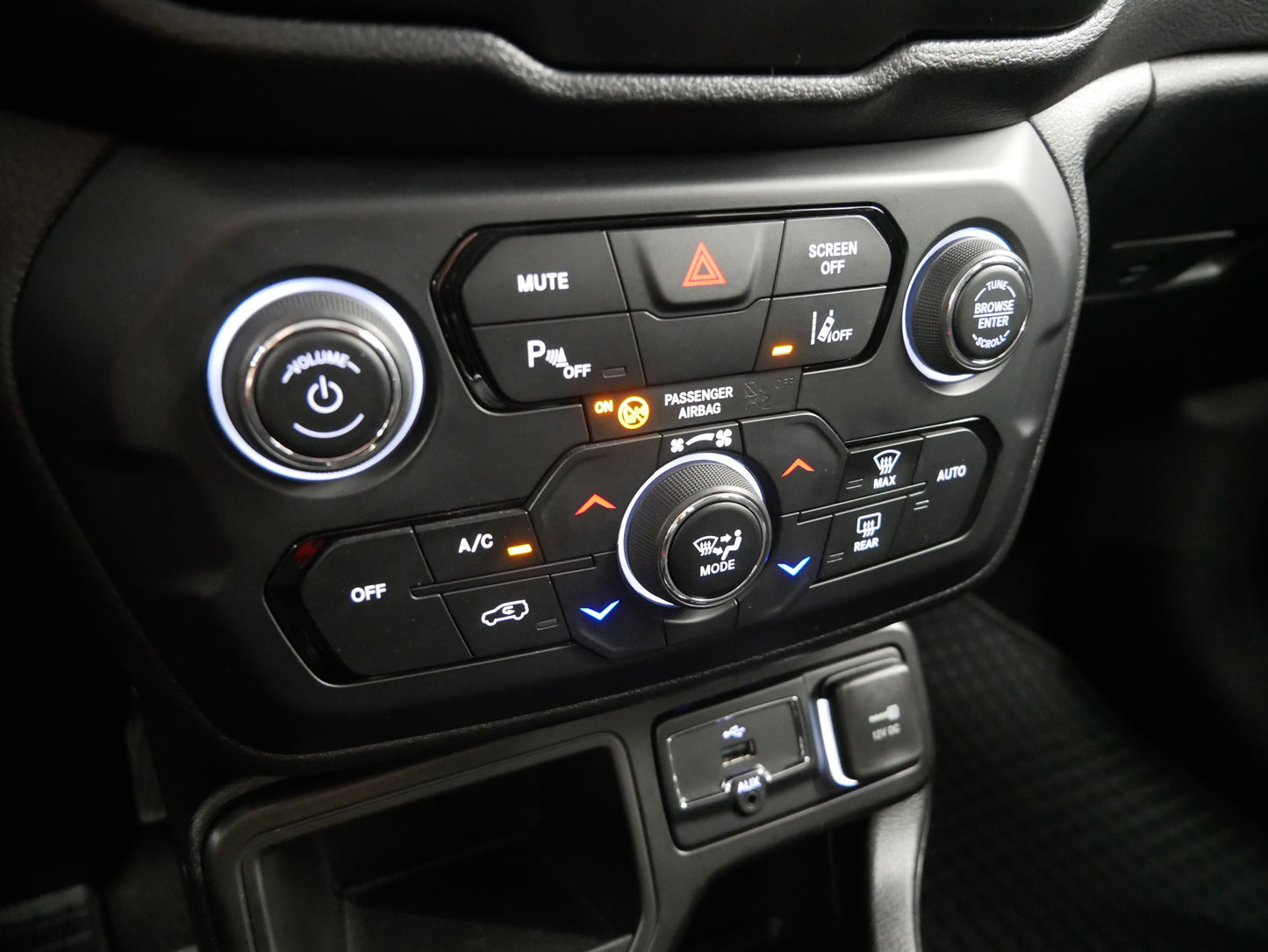 Jeep Renegade 1.0T 88kW Night Eagle