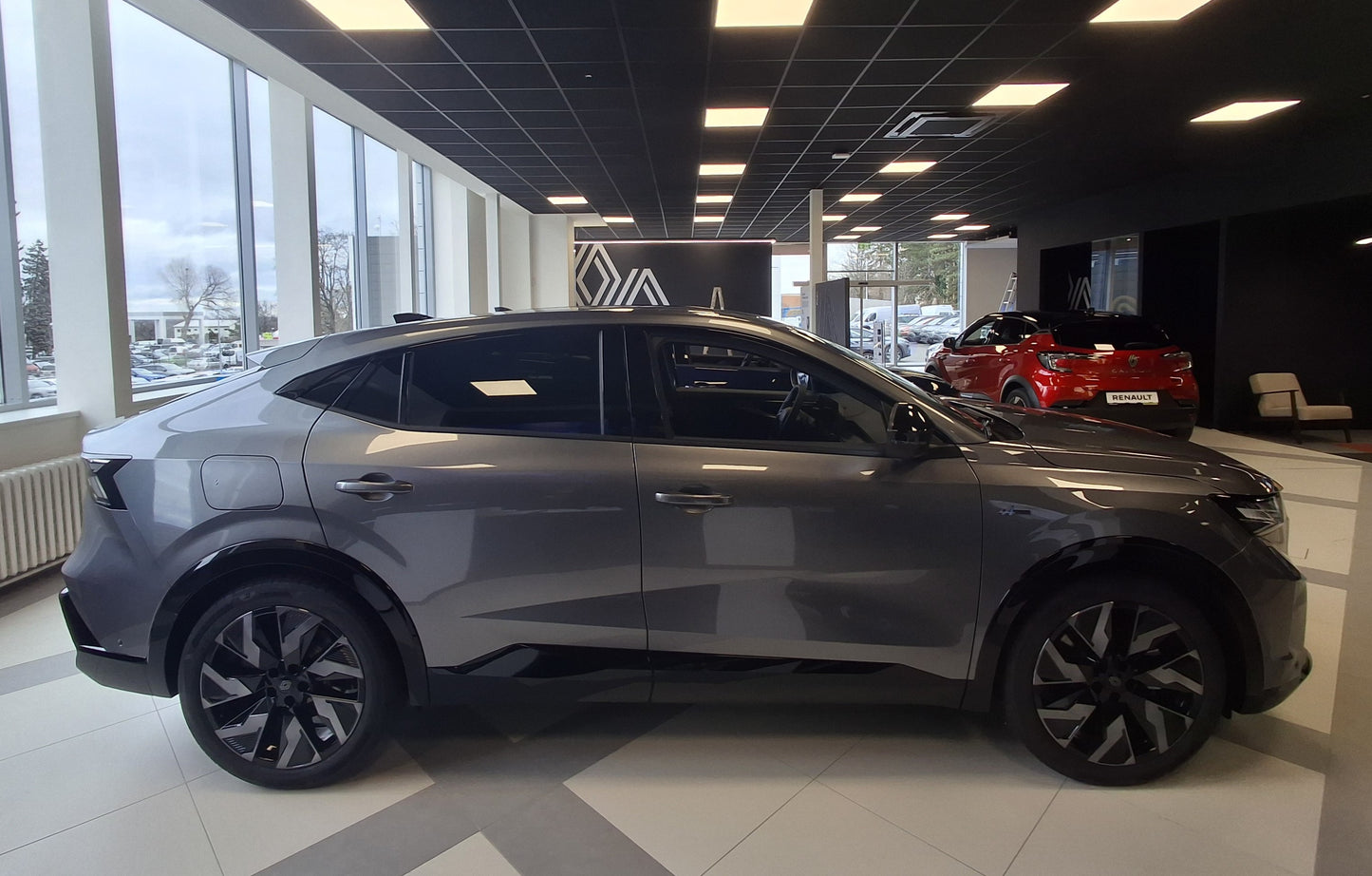 RAFALE E-TECH HYBRID esprit Alpine hyper hybrid E-Tech 4x4