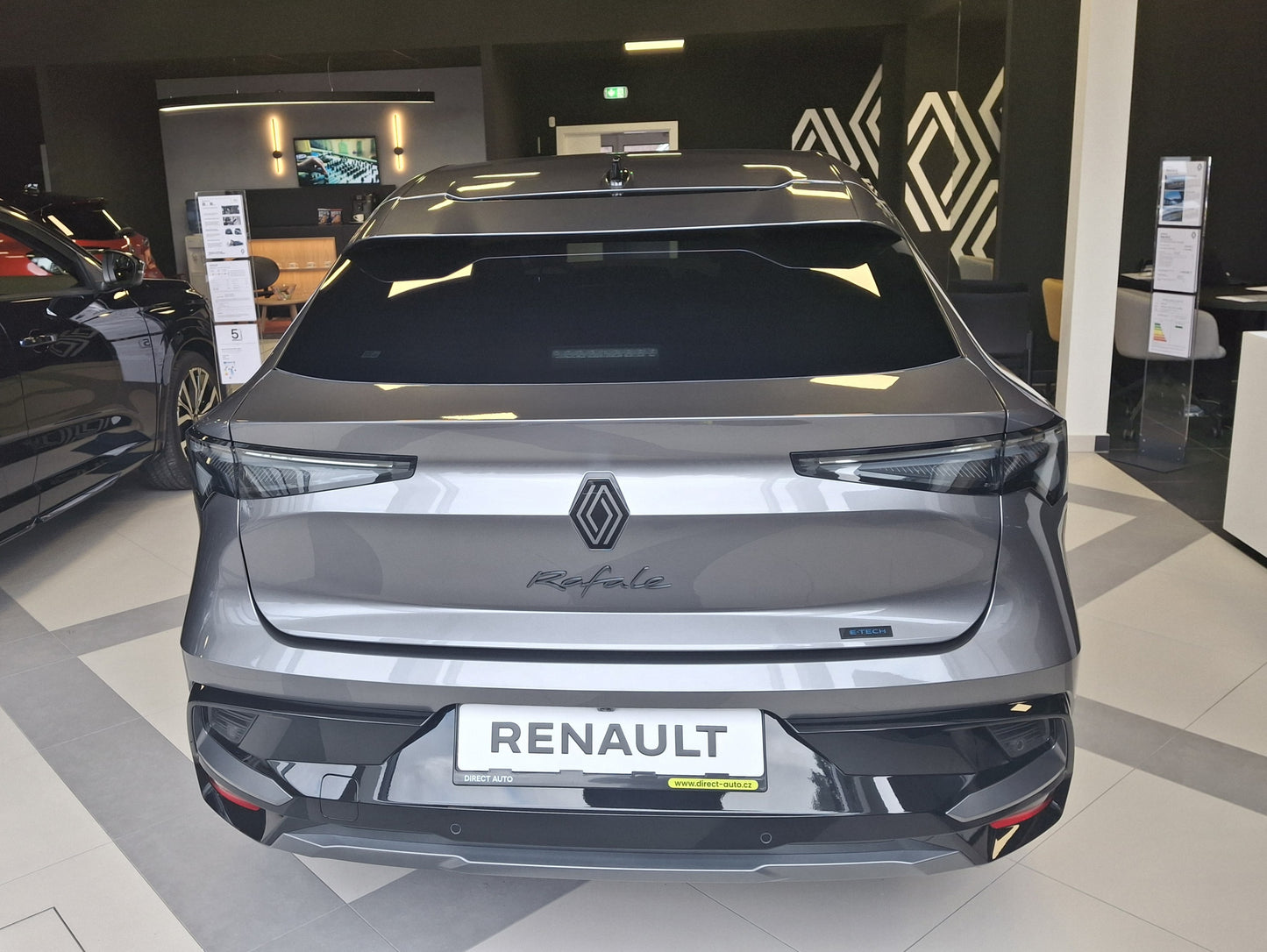 RAFALE E-TECH HYBRID esprit Alpine hyper hybrid E-Tech 4x4