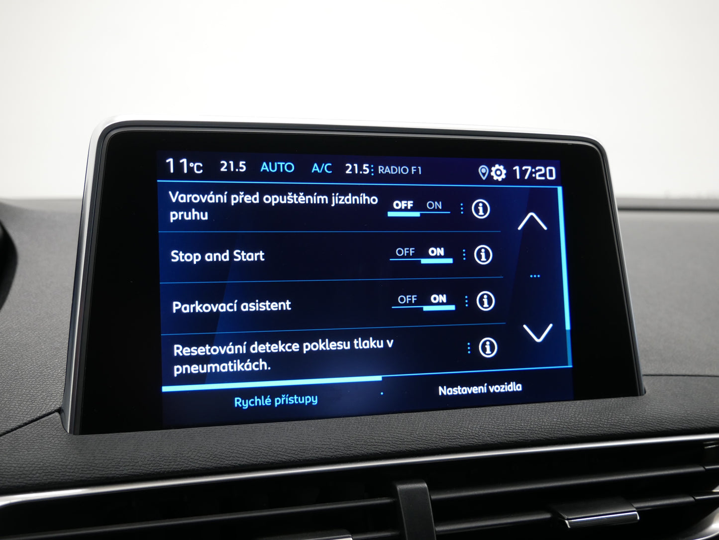 Peugeot 3008 1.6 PureTech 133 kW Alure