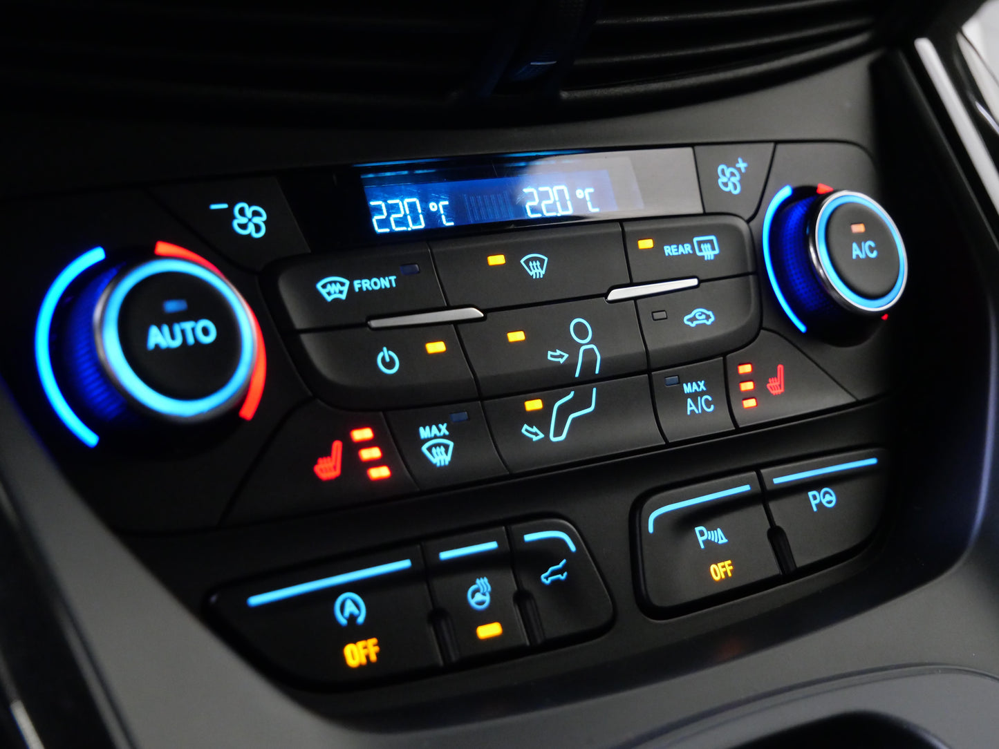 Ford Kuga 2.0 TDCI 110 kW ST-Line 4x4