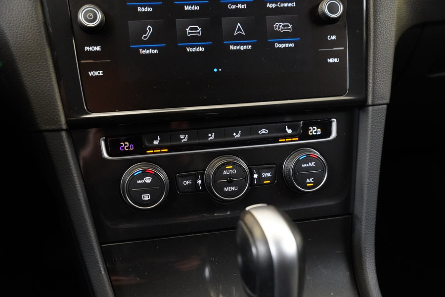 Volkswagen Golf 2.0 TDI 110 kW R-Line – foto 20