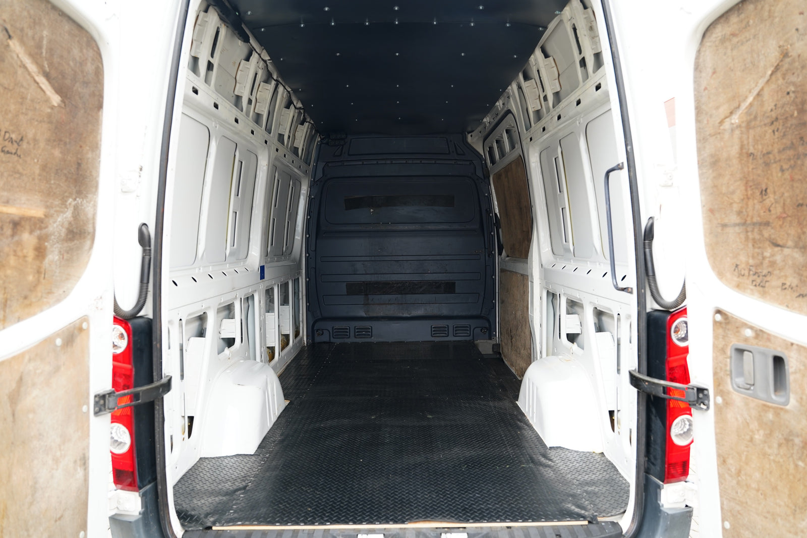 Volkswagen Crafter 2.0 Bi-TDI 120 kW L2H2 – foto 20