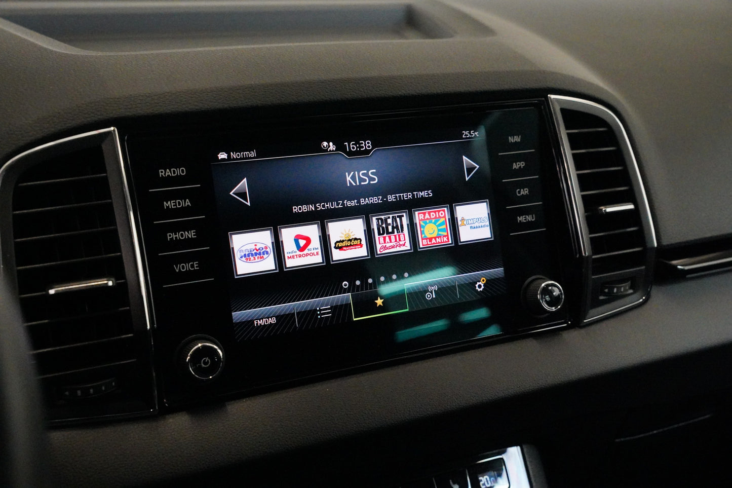 Škoda Karoq 1.5 TSI 110 kW Top Selection