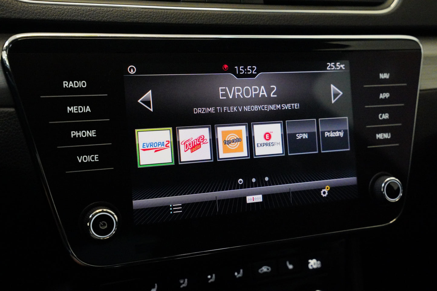 Škoda Superb 2.0 TDI 140 kW DSG Style Plus