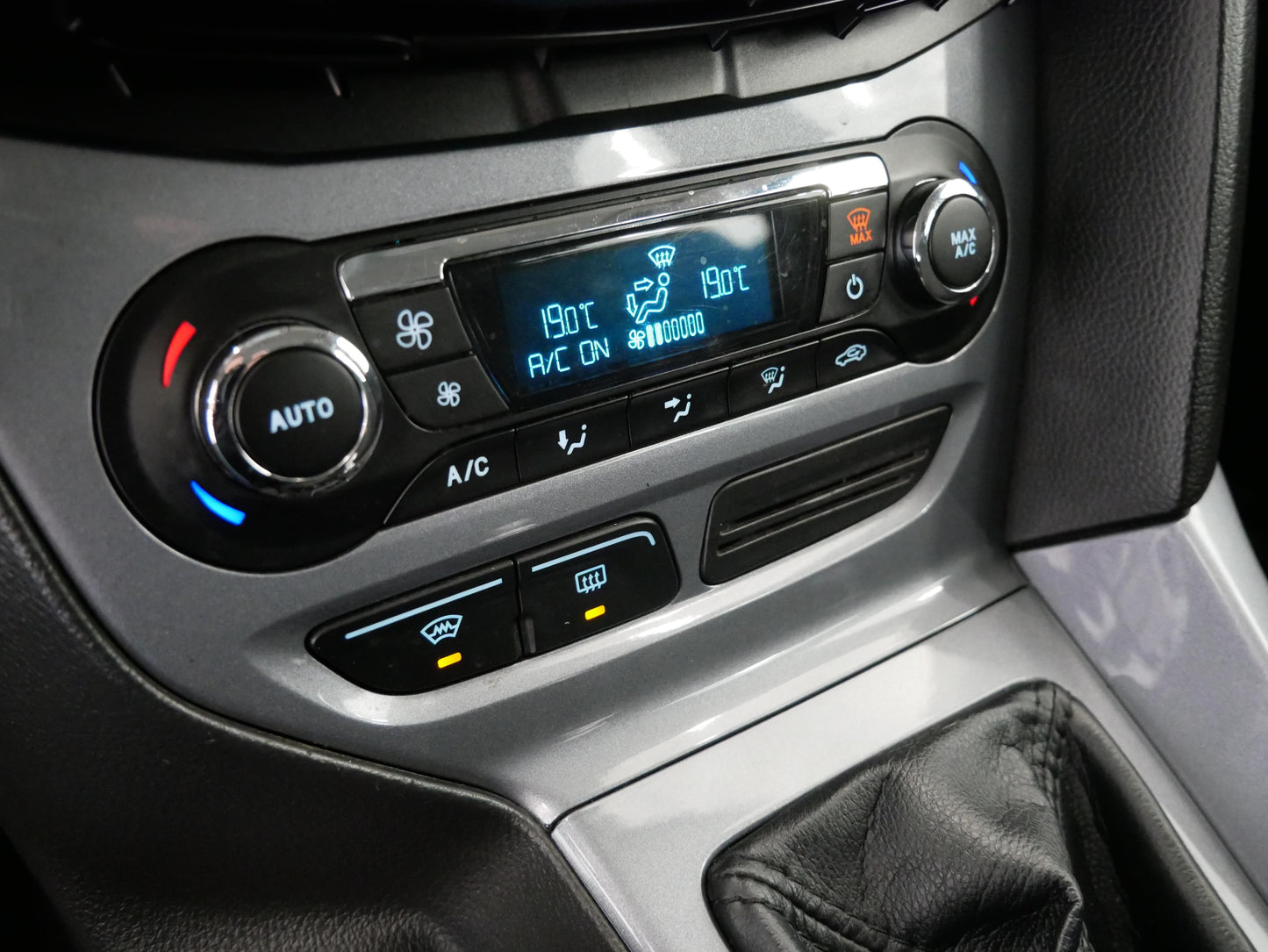 Ford Focus 2.0 TDCI 103 kW Titanium