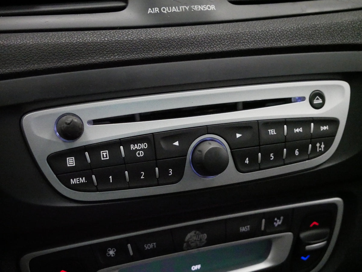 Renault Scénic 1.5 dCi 70 kW – foto 21
