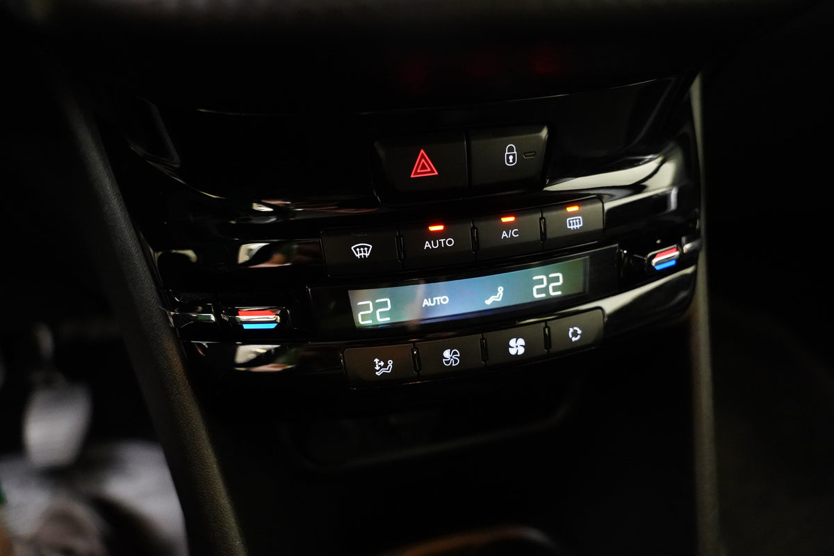 Peugeot 2008 1.2 PureTech 81 kW – foto 20