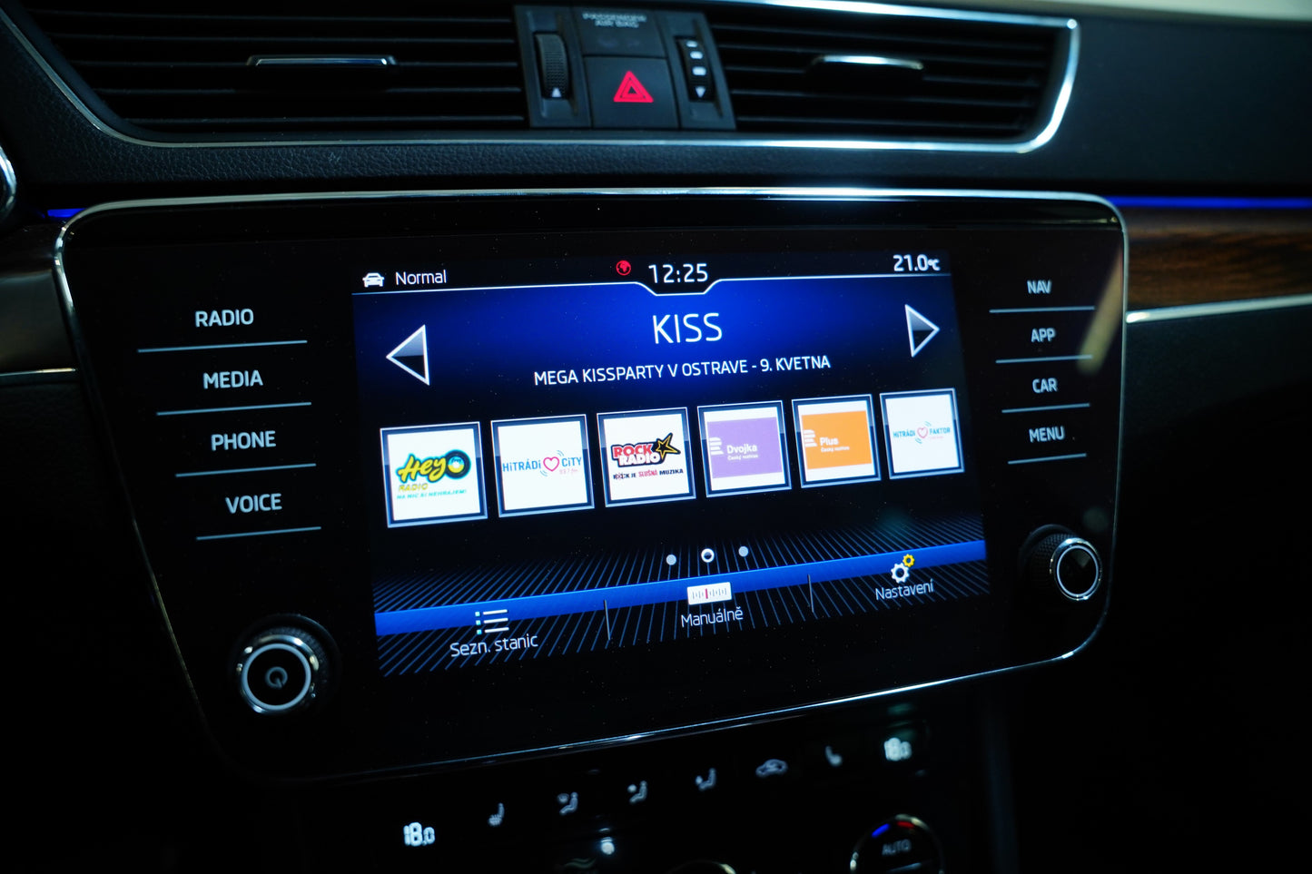 Škoda Superb 2.0 TDI 140 kW DSG Scout
