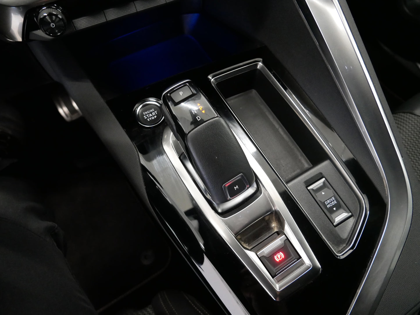 Peugeot 3008 1.2 PureTech 96kW GT