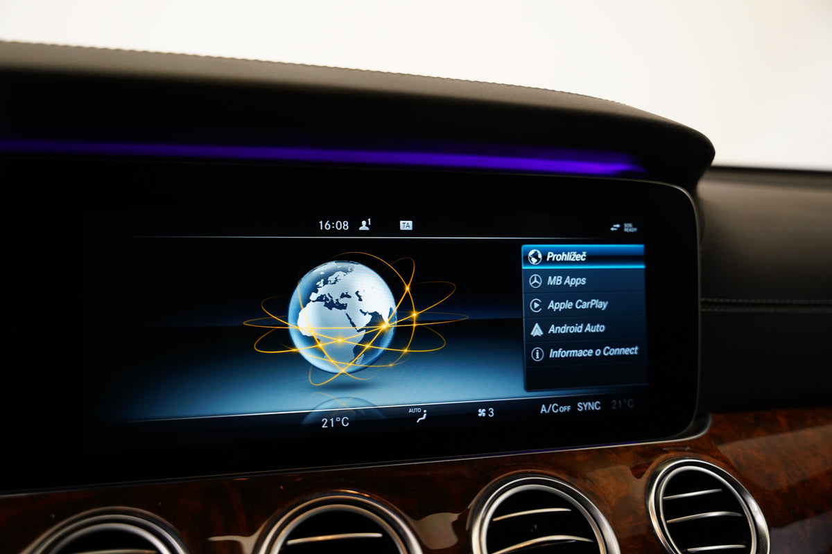 Mercedes-Benz E220 2.0 d 143 kW