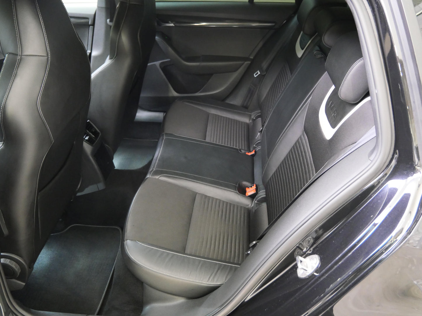 Škoda Octavia 2.0 TSI 162 kW RS