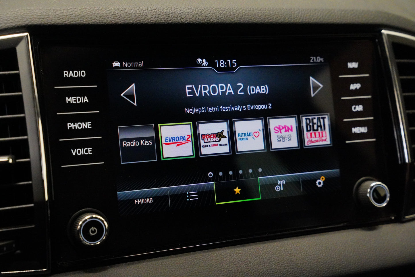Škoda Karoq 1.5 TSI 110 kW Top Selection