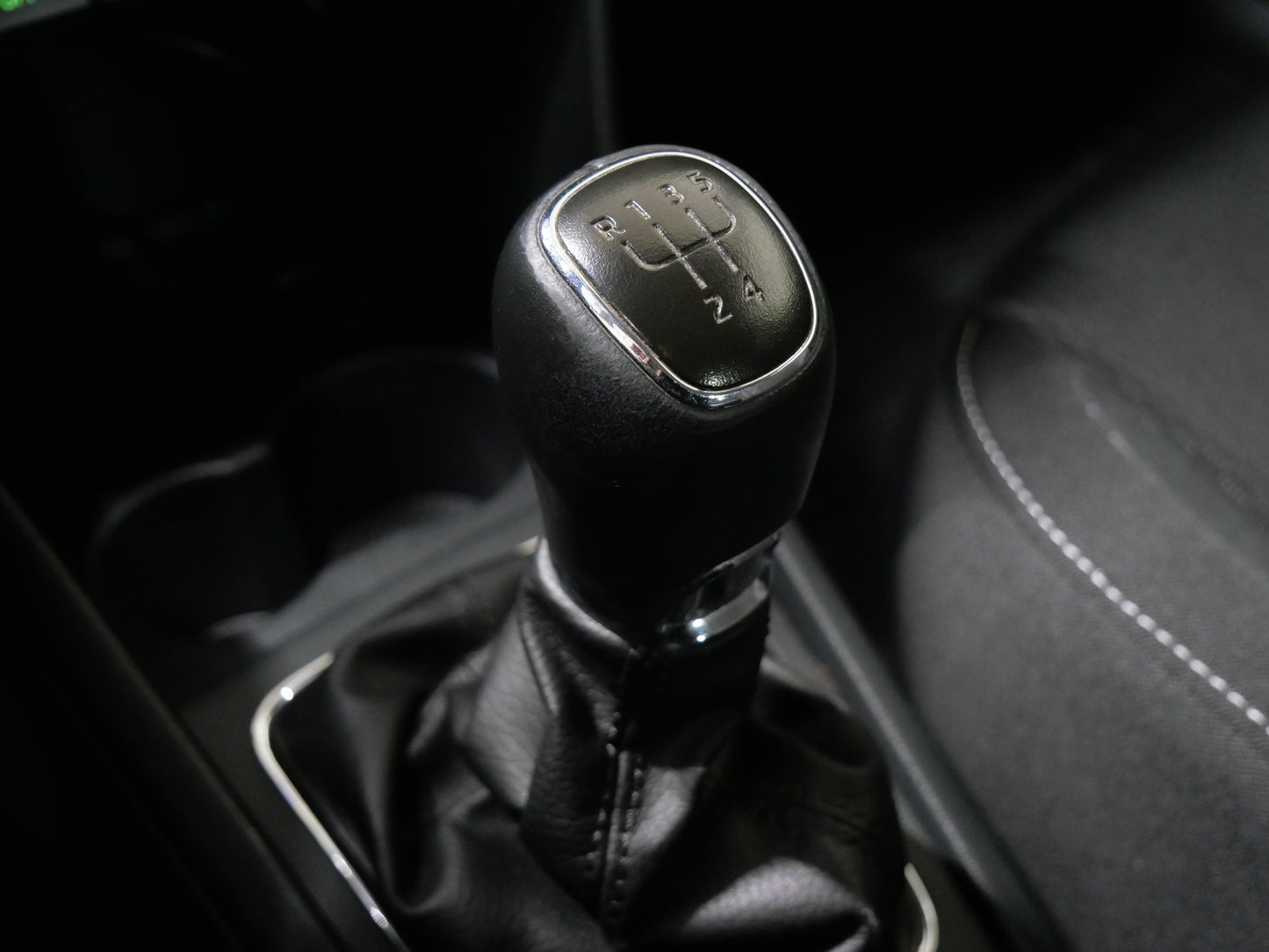 Škoda Rapid 1.6 TDI 66 kW Ambition Plus