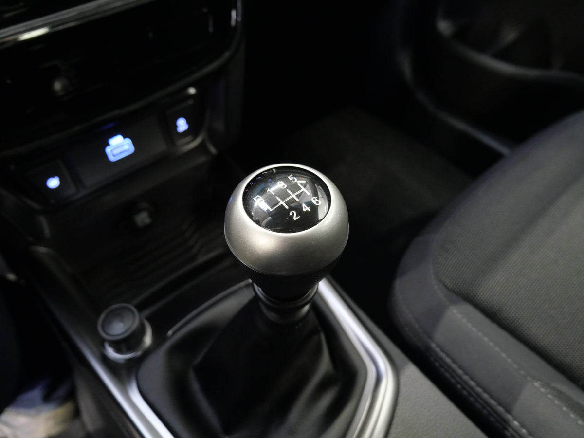 Ssang Yong Tivoli Gran 1.5 T-GDI 120 kW Amber – foto 20