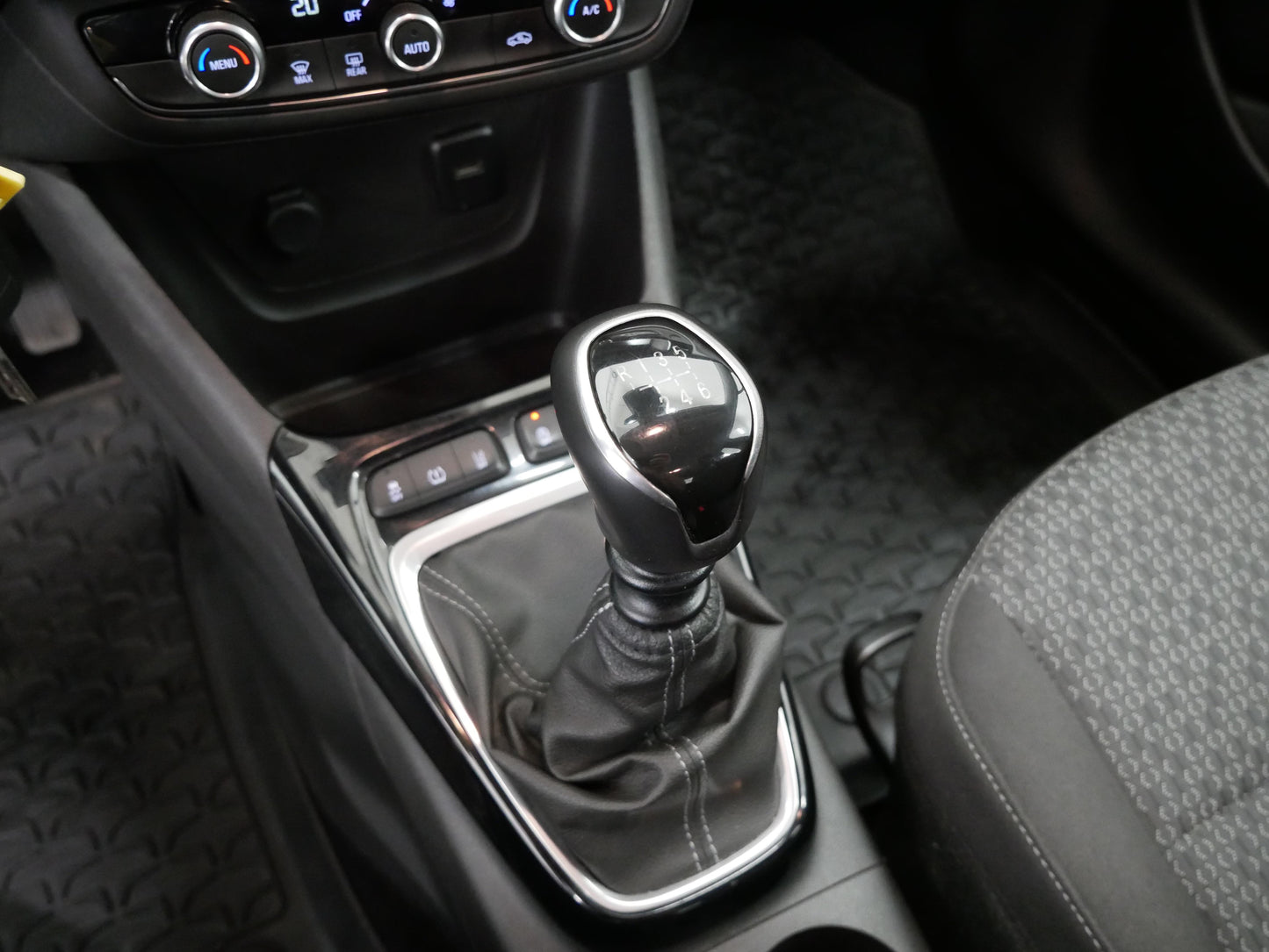 Opel Crossland X 1.2 Turbo 81 kW