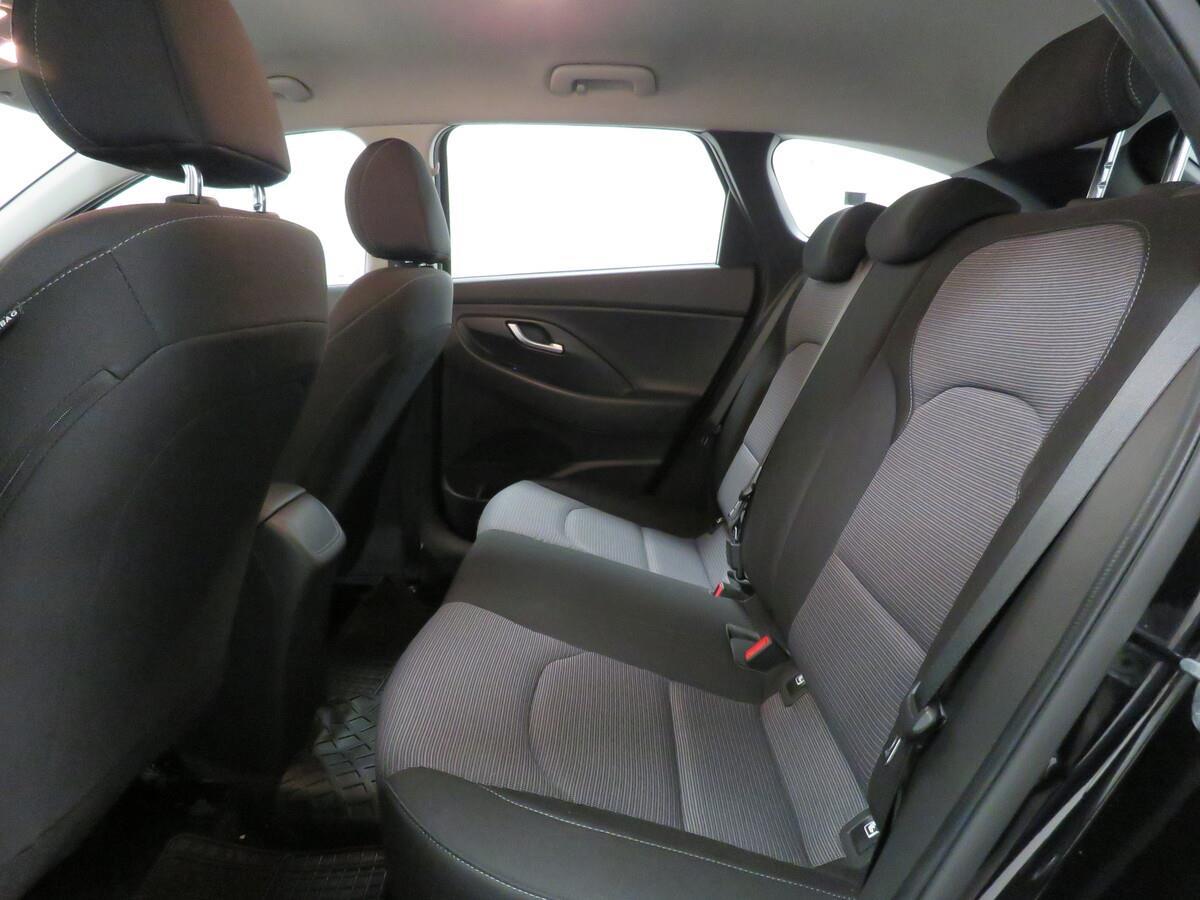 Hyundai i30 1.0 T-GDI 88 kW Family Comfort