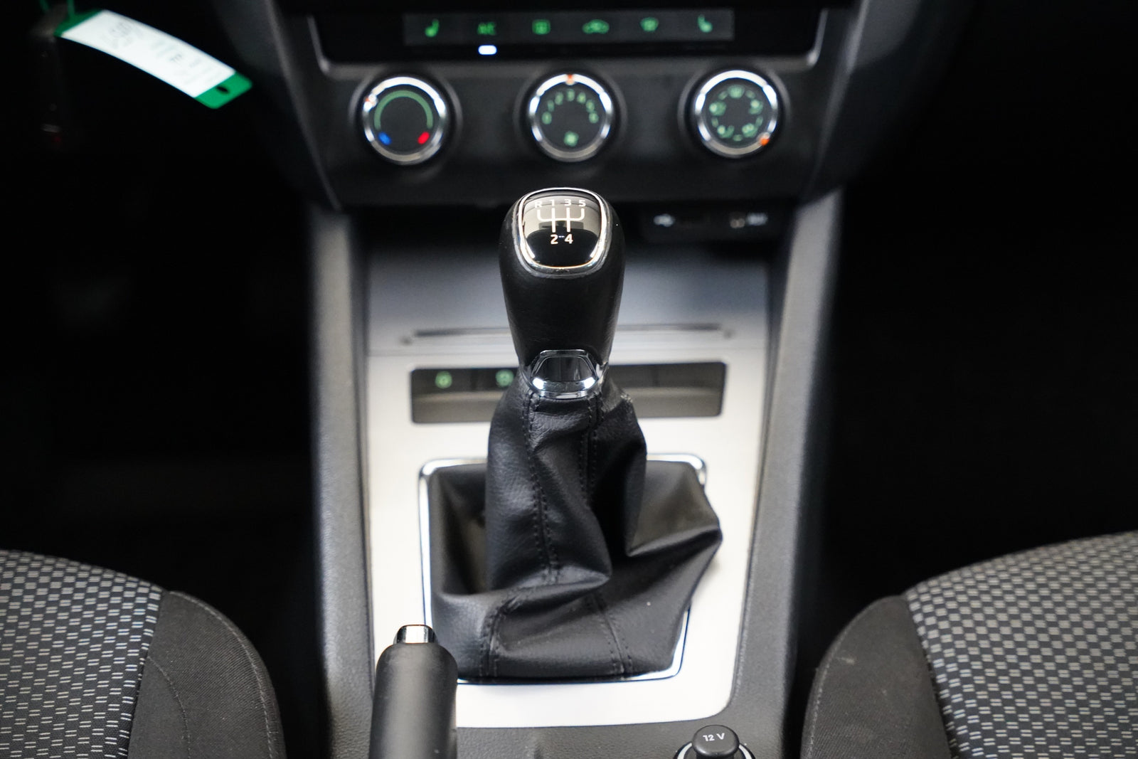 Škoda Octavia 1.6 TDI 81 kW Ambition – foto 20