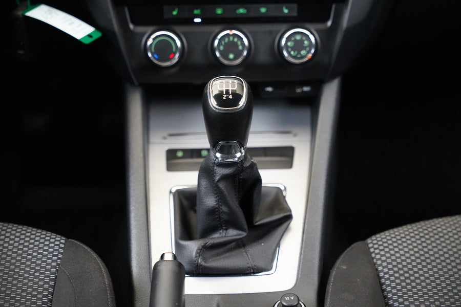 Škoda Octavia 1.6 TDI 81 kW Ambition – foto 20