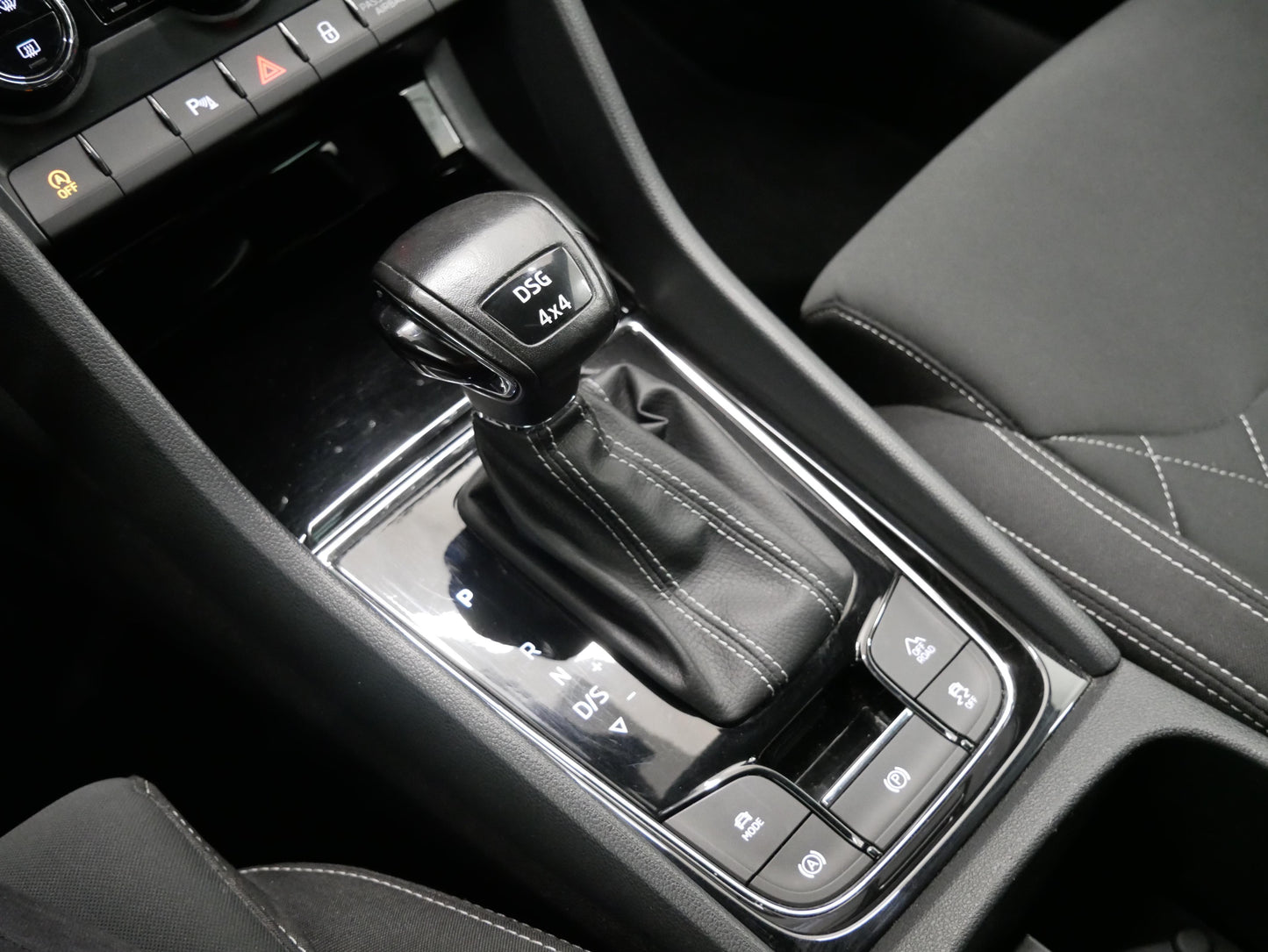 Škoda Karoq 2.0 TSI 140 kW Sportline 4x4