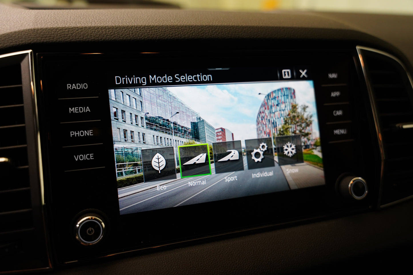 Škoda Karoq 2.0 TDI 110 kW Top Selection