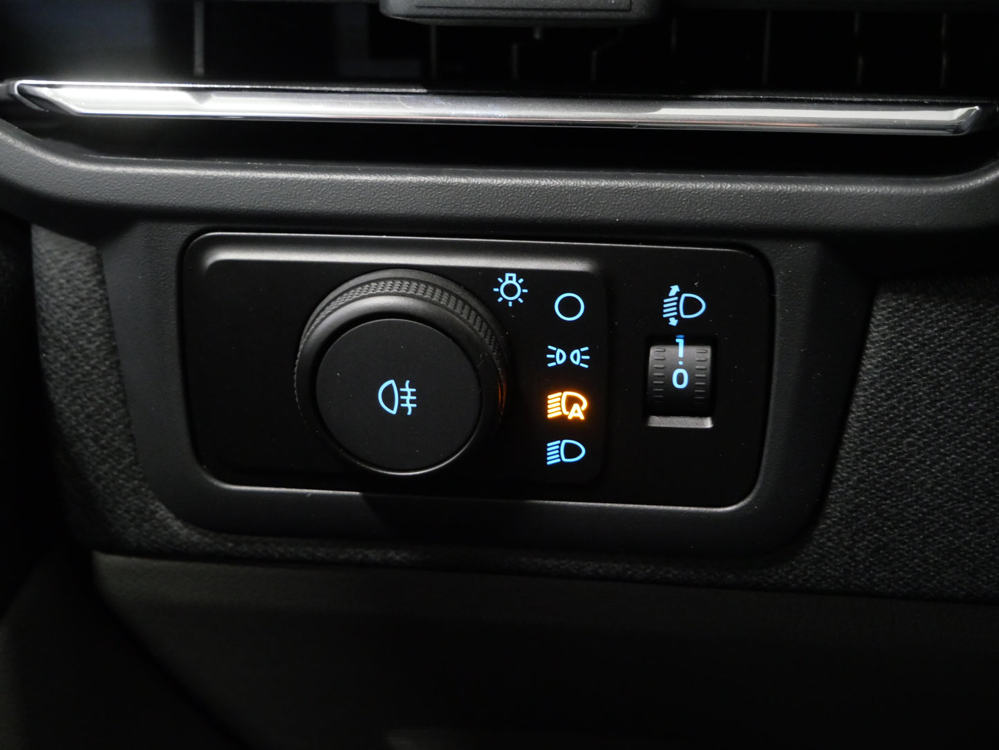 Ford Tourneo Custom 2.0 EcoBlue 125 kW AWD L2