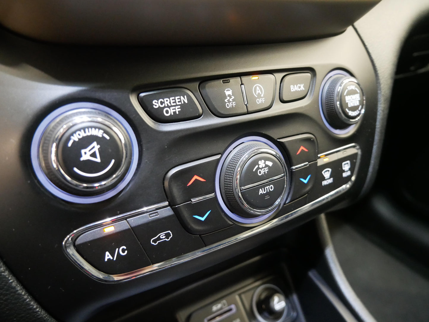 Jeep Cherokee 2.0 M-JET 125 kW 4x4 Limited