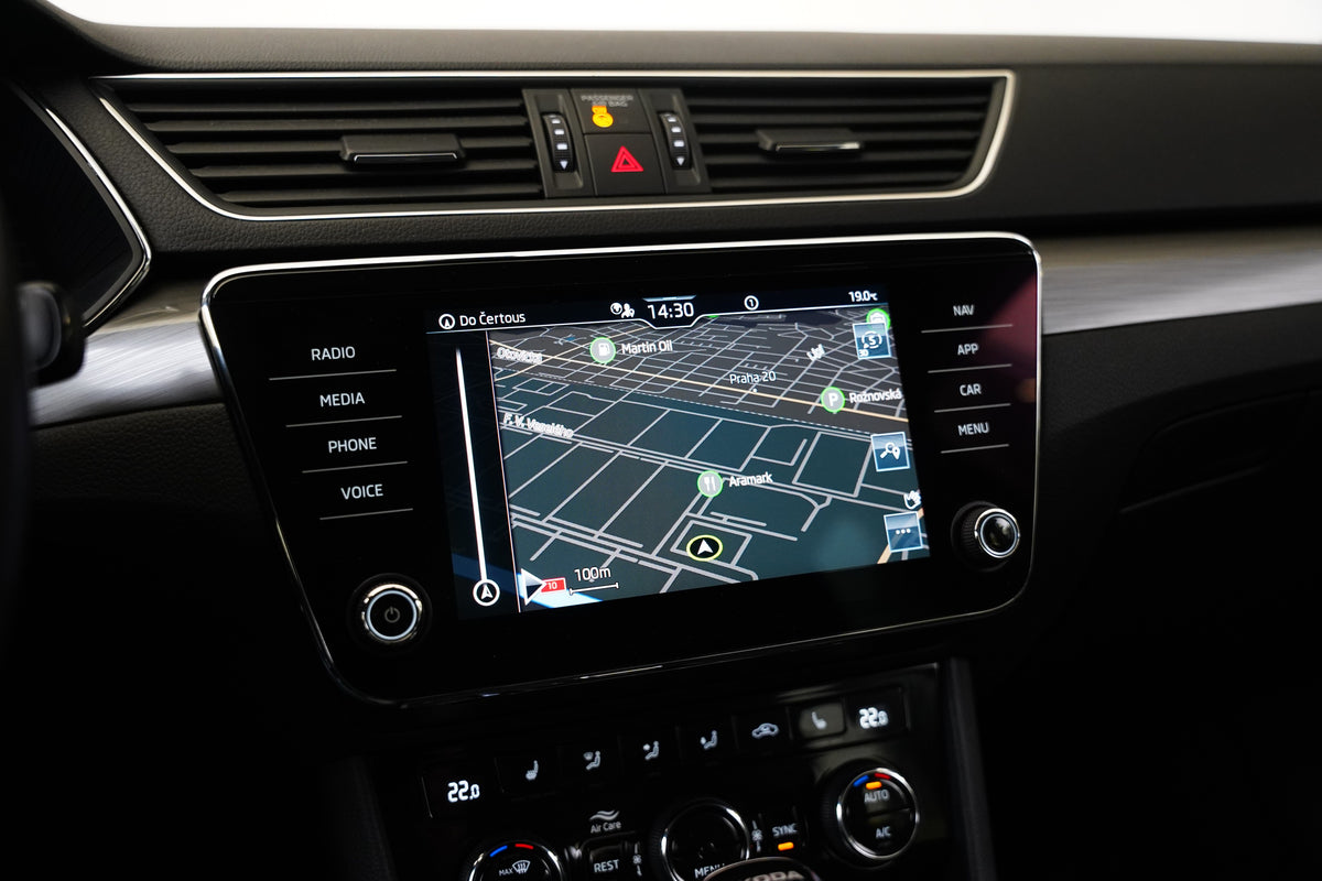Škoda Superb 2.0 TDI 110 kW Style – foto 20