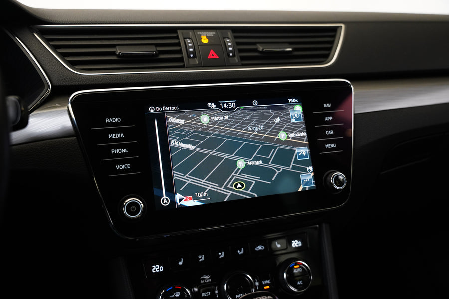Škoda Superb 2.0 TDI 110 kW Style – foto 20