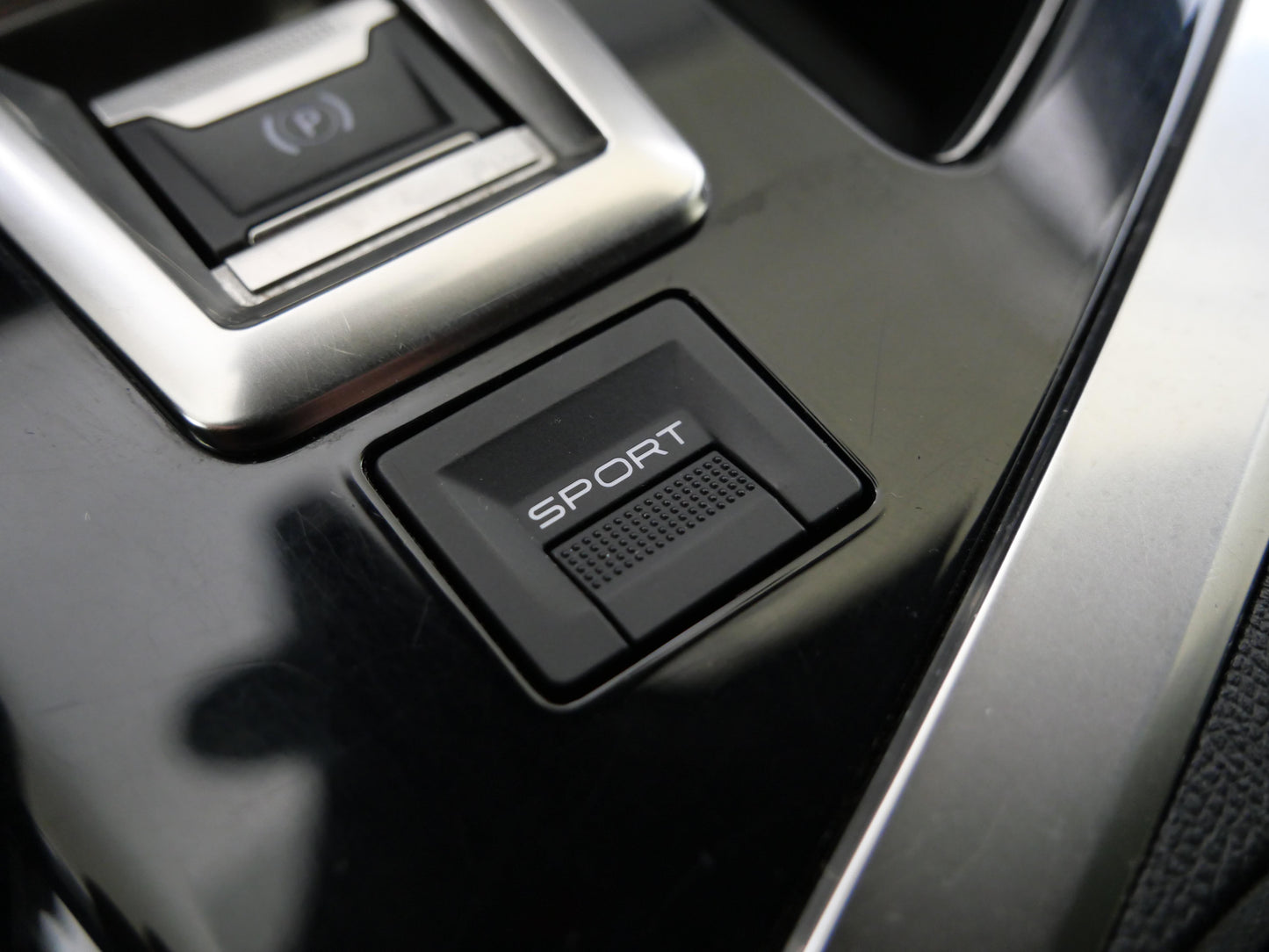 Peugeot 5008 1.2 PureTech 96 kW EAT8 Active