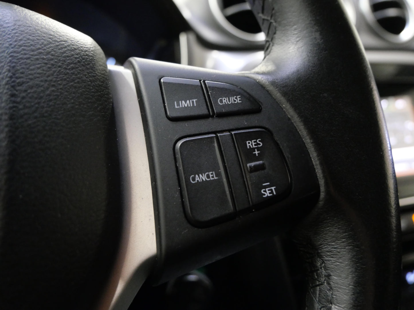 Suzuki Vitara 1.4 BoosterJet 103 kW