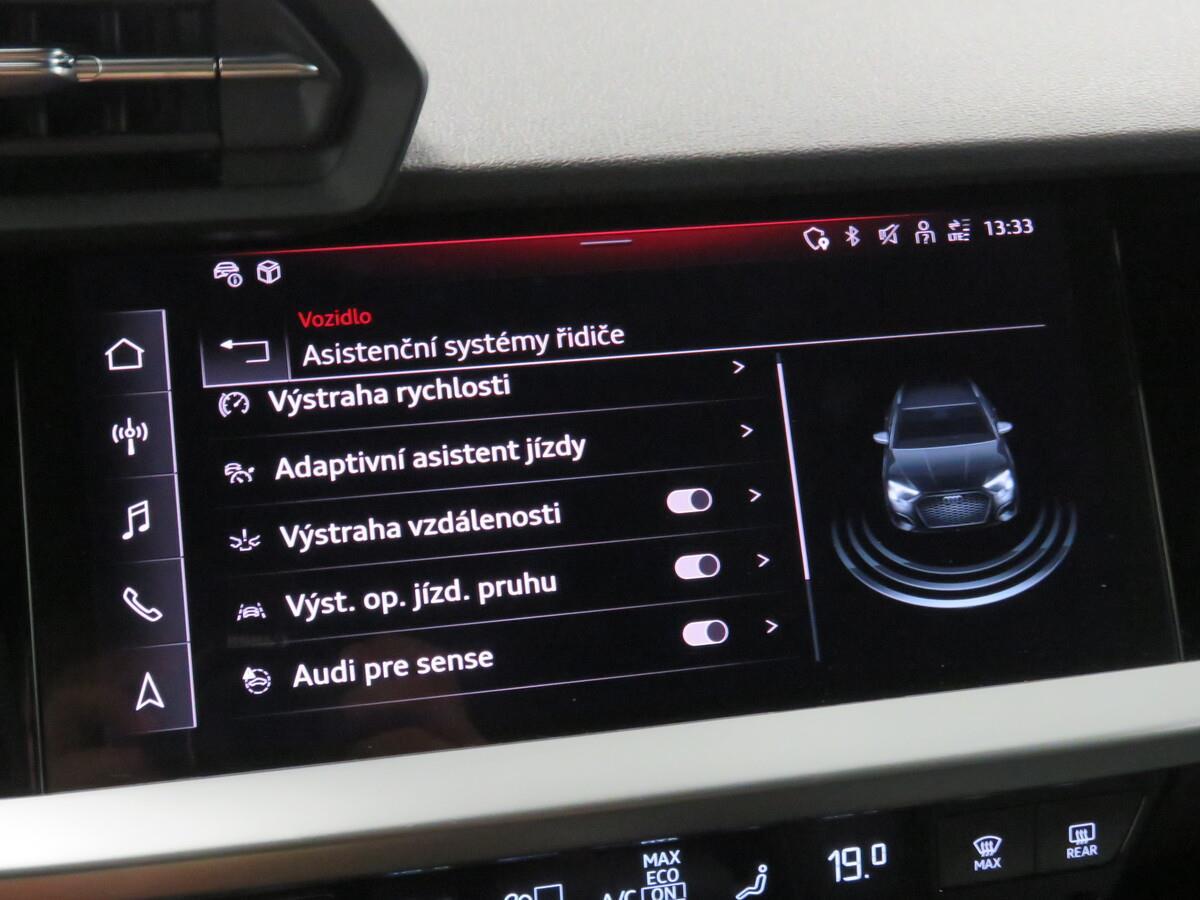 Audi A3 1.5 TFSI 110 kW S line