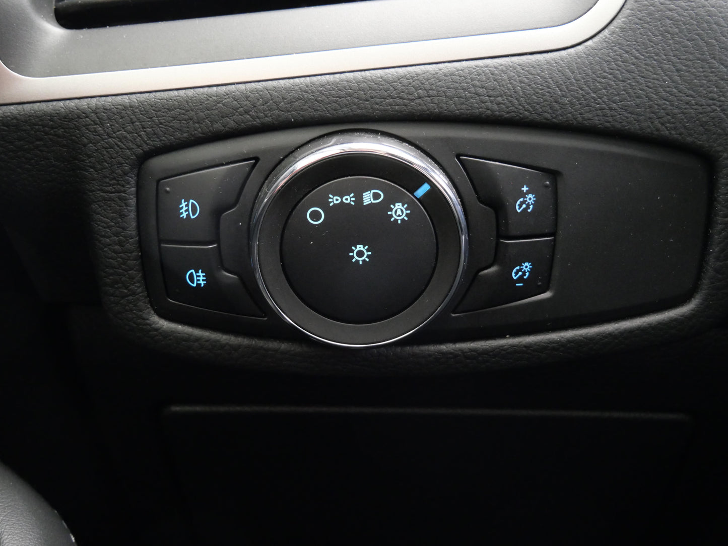 Ford S-MAX 2.0 TDCi 140 kW Trend