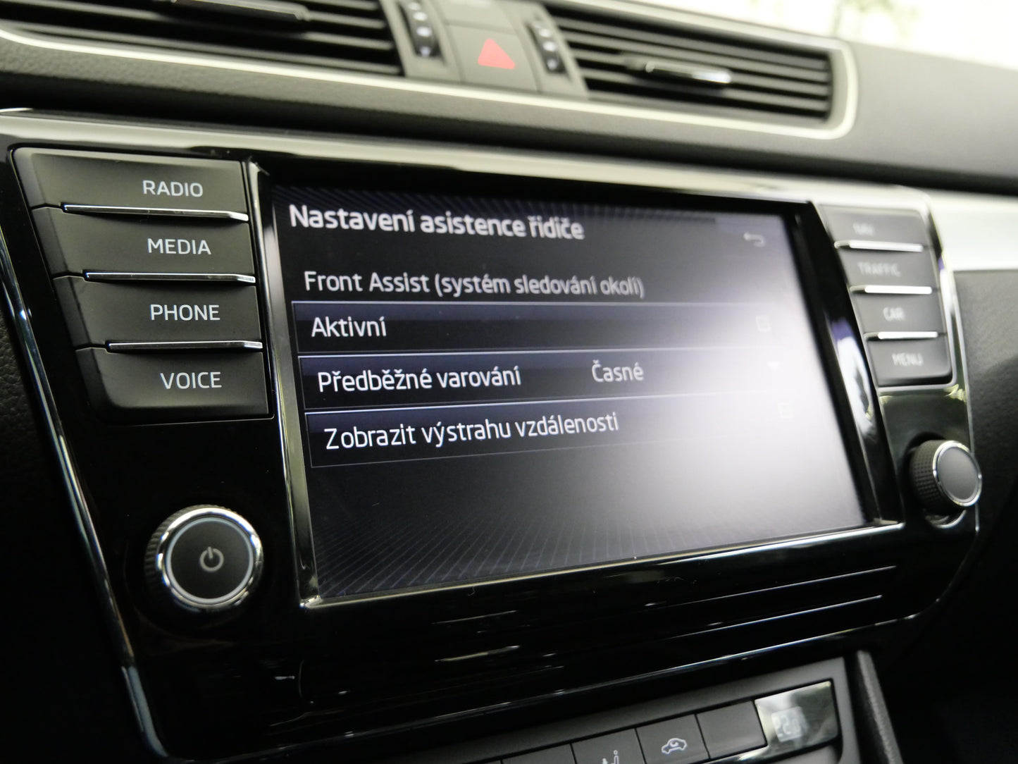 Škoda Superb 2.0 TDI 140kW DSG 4x4 Ambition